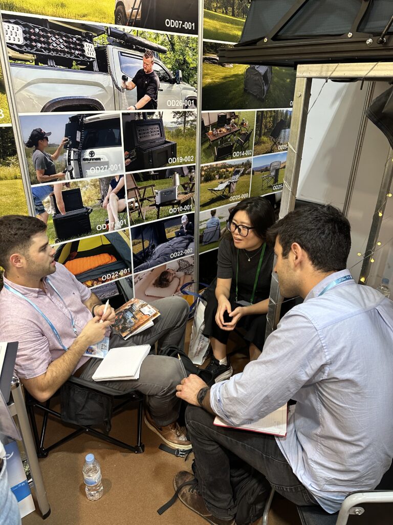 canton fair enjoin rooftop tent (2)