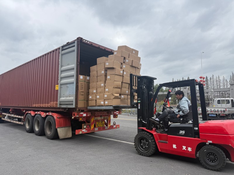 enjoin container loading rooftop tent and annex room