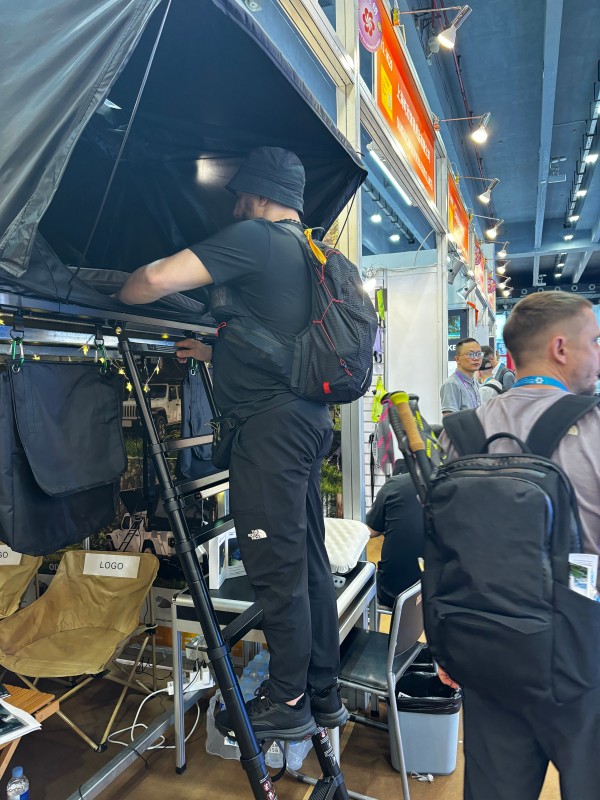 enjoin roof top tent at canton fair 2026 may (48)